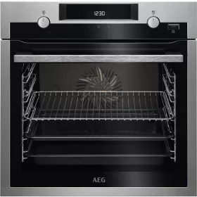   AEG BCE455350M SteamBake Beépíthető sütő gőz funkcióval | LED | 71l | Katalitikus | Inox