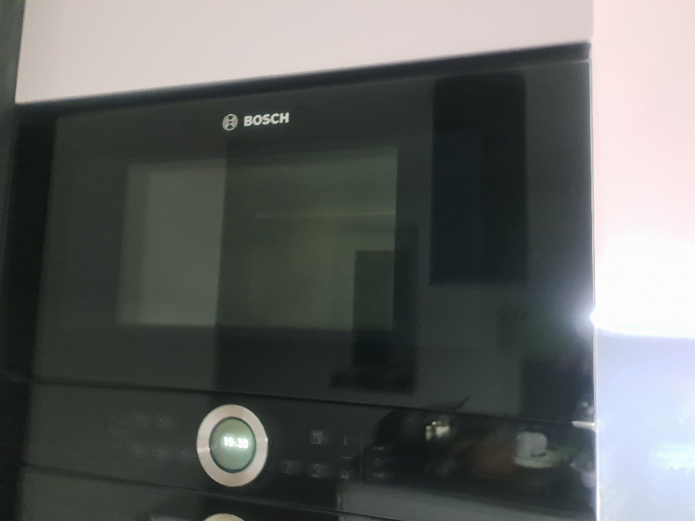 Bosch BFL634GB1 Serie|8 Beépíthető mikrohullámú sütő | TFT | AutoPilot7 | 21l | Fekete Bosch BFL634GB1 Serie|8 Beépíthető mikrohullámú sütő | TFT | AutoPilot7 | 21l | Fekete