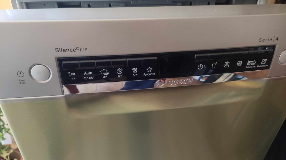 BOSCH SPS4EMI28E Serie|4 Szabadonálló mosogatógép | Silver-inox | 45 cm BOSCH SPS4EMI28E Serie|4 Szabadonálló mosogatógép | Silver-inox | 45 cm