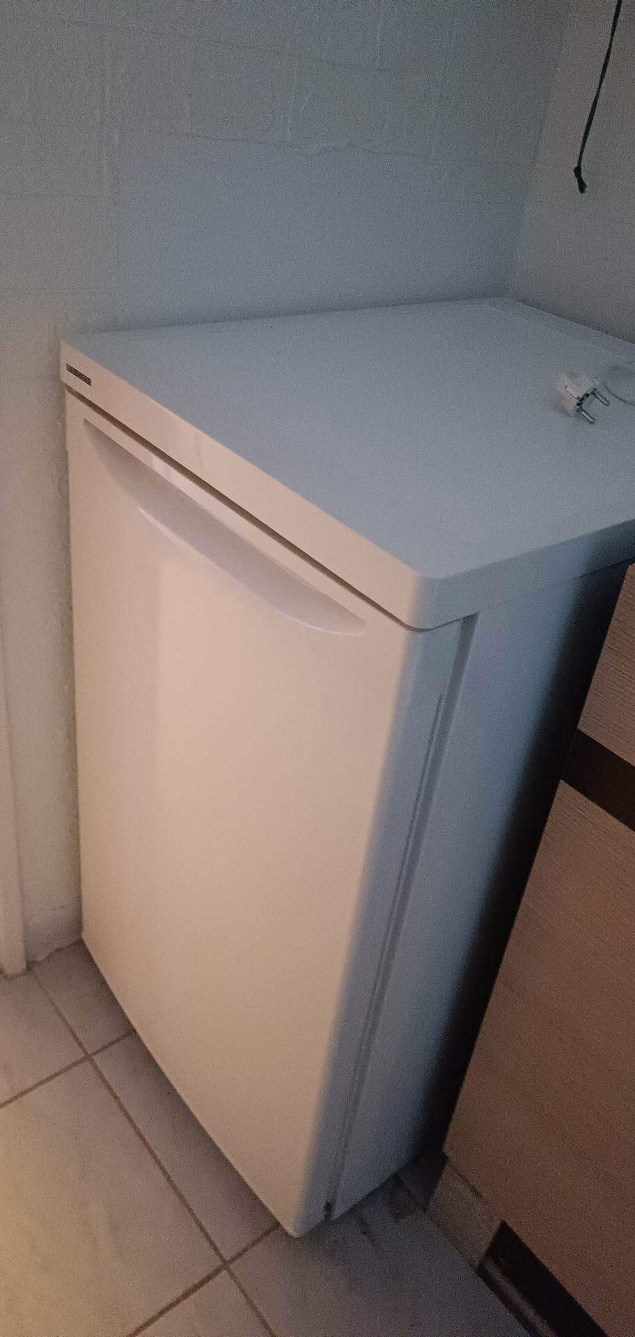   LIEBHERR T 1404 Szabadonálló hűtőszekrény | 120 l | 85 cm magas | 50.1 cm széles | Fehér
